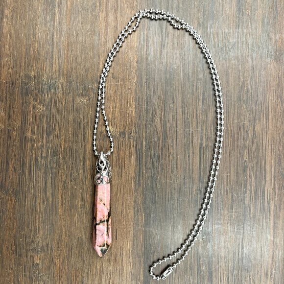 Rhodonite Crystal Point Necklace | Handmade - Picture 7 of 7
